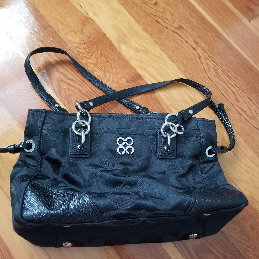 Handbag